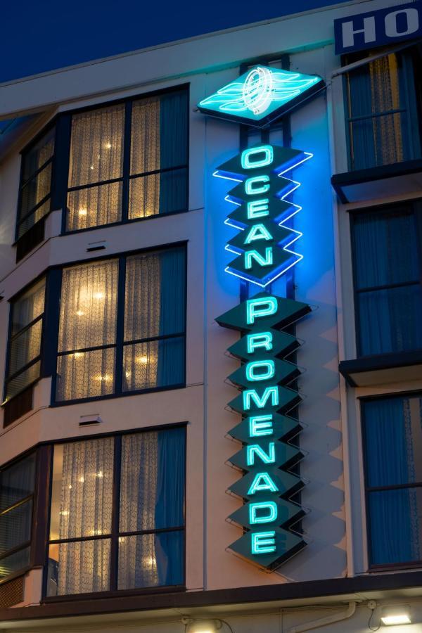 וויט רוק Ocean Promenade Hotel מראה חיצוני תמונה