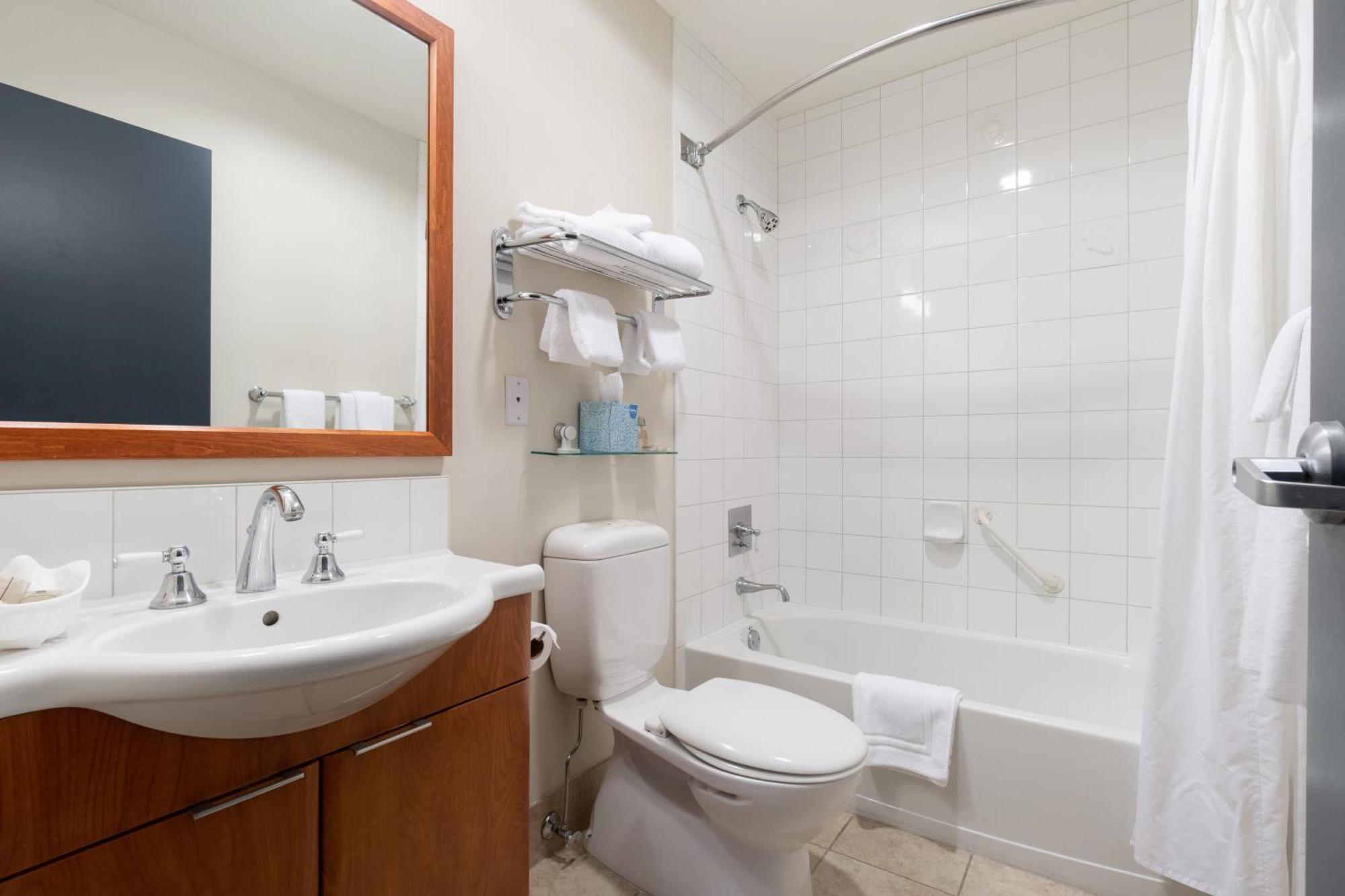 וויט רוק Ocean Promenade Hotel חדר תמונה