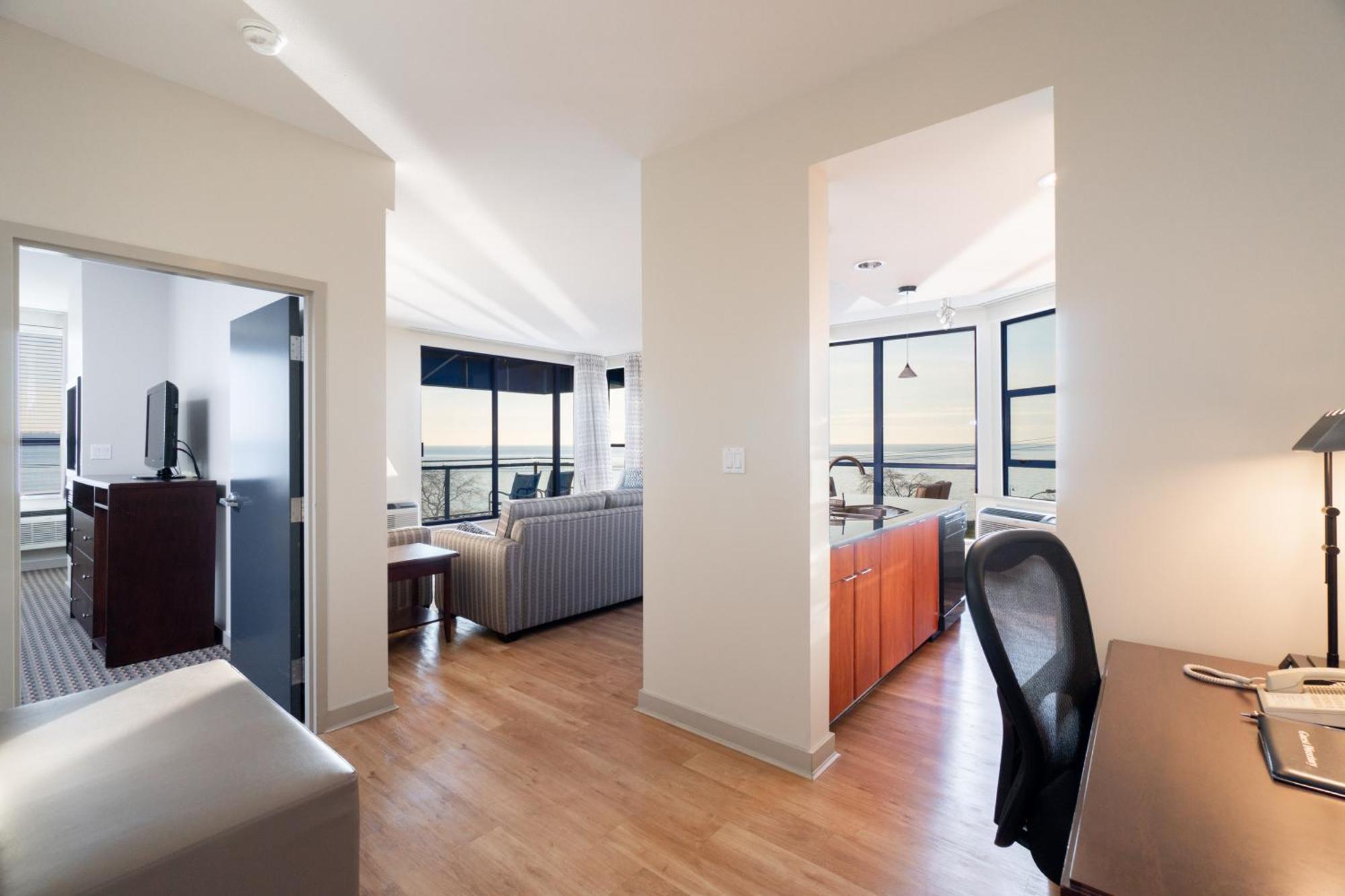 וויט רוק Ocean Promenade Hotel חדר תמונה