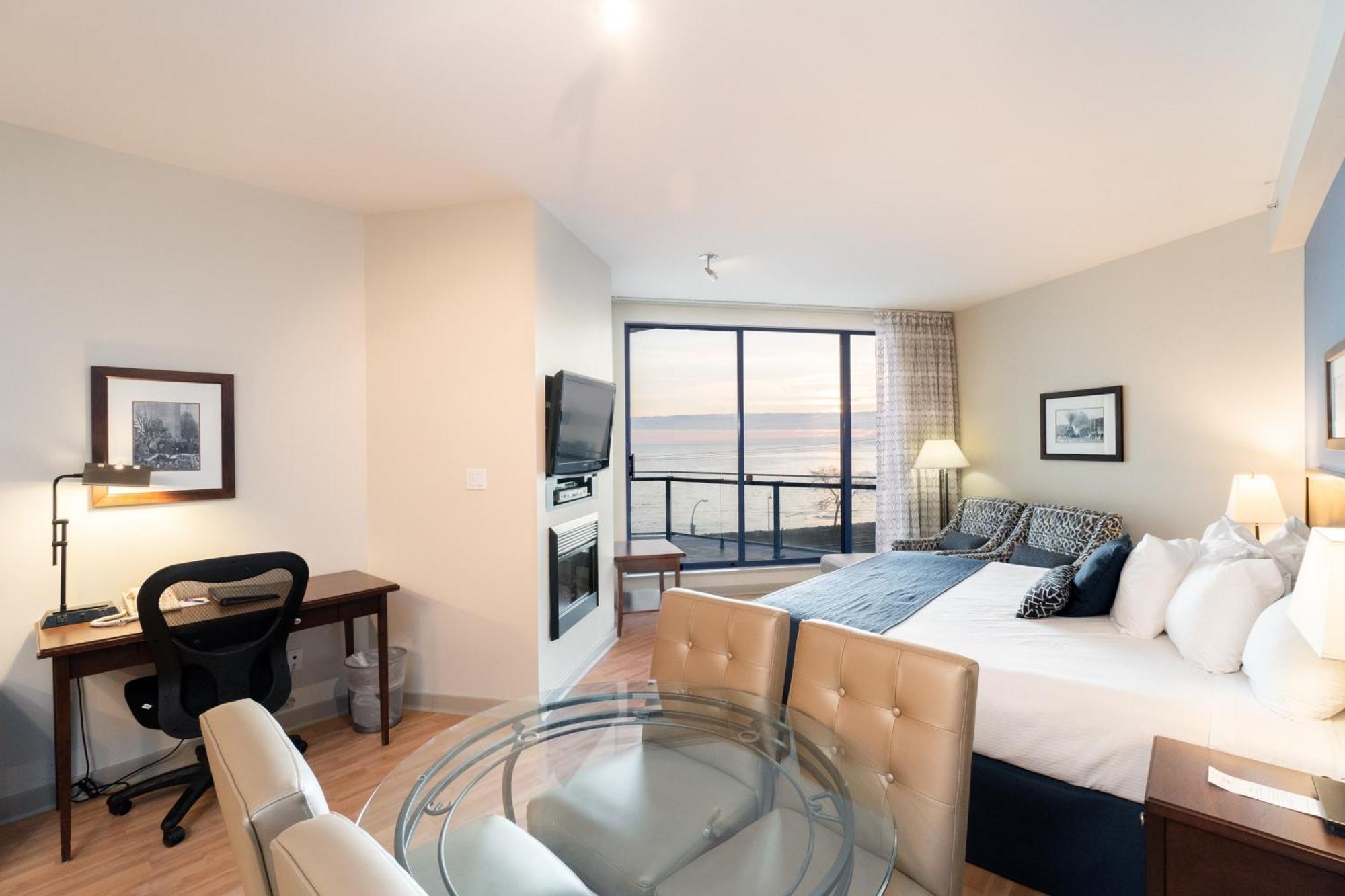 וויט רוק Ocean Promenade Hotel חדר תמונה