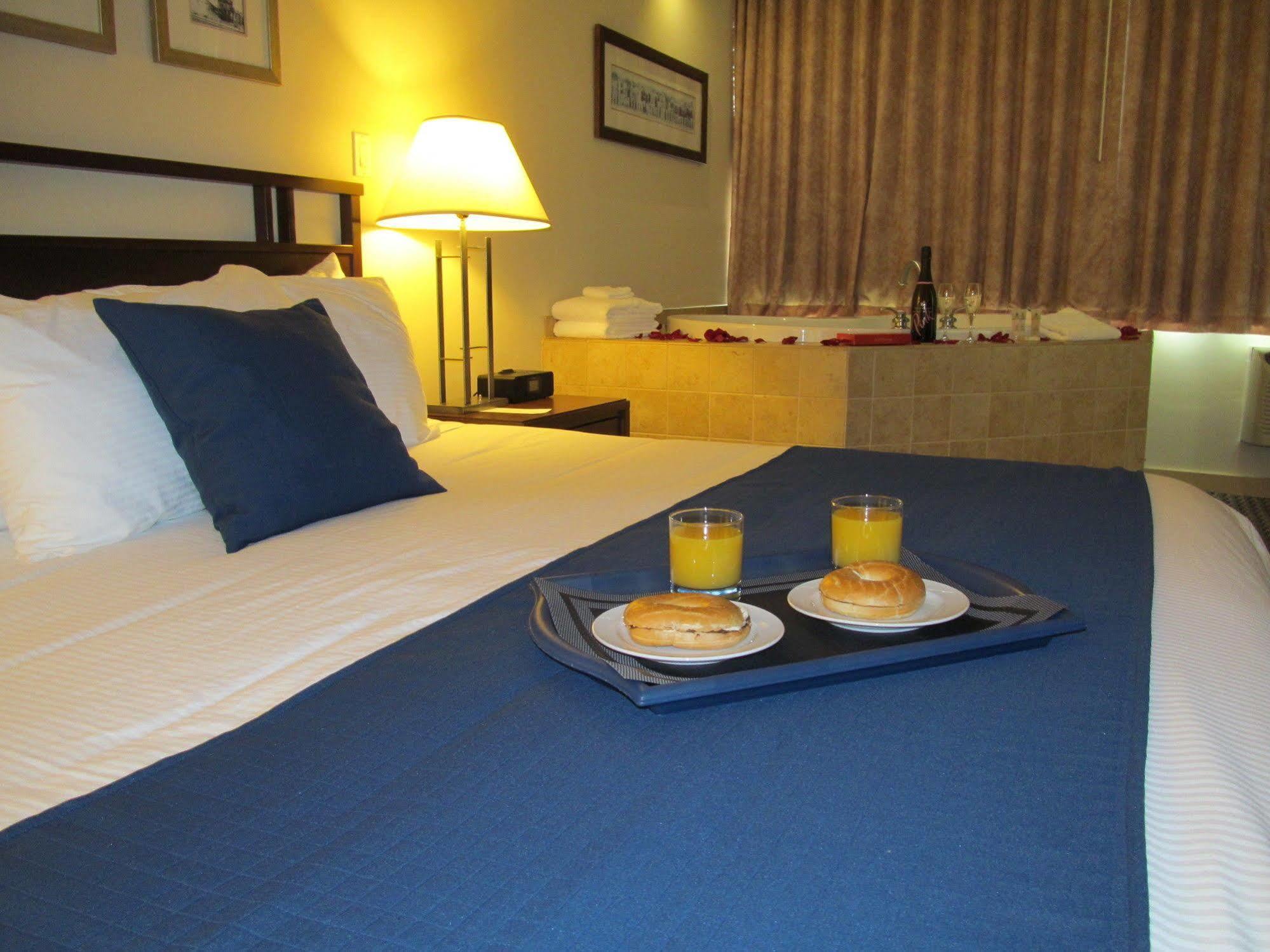 וויט רוק Ocean Promenade Hotel מראה חיצוני תמונה